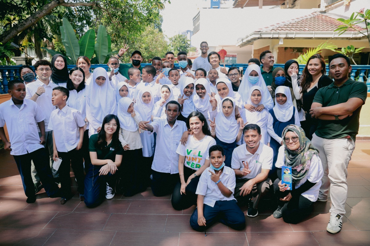 Group Photo with Students from the Somali Refugee Center